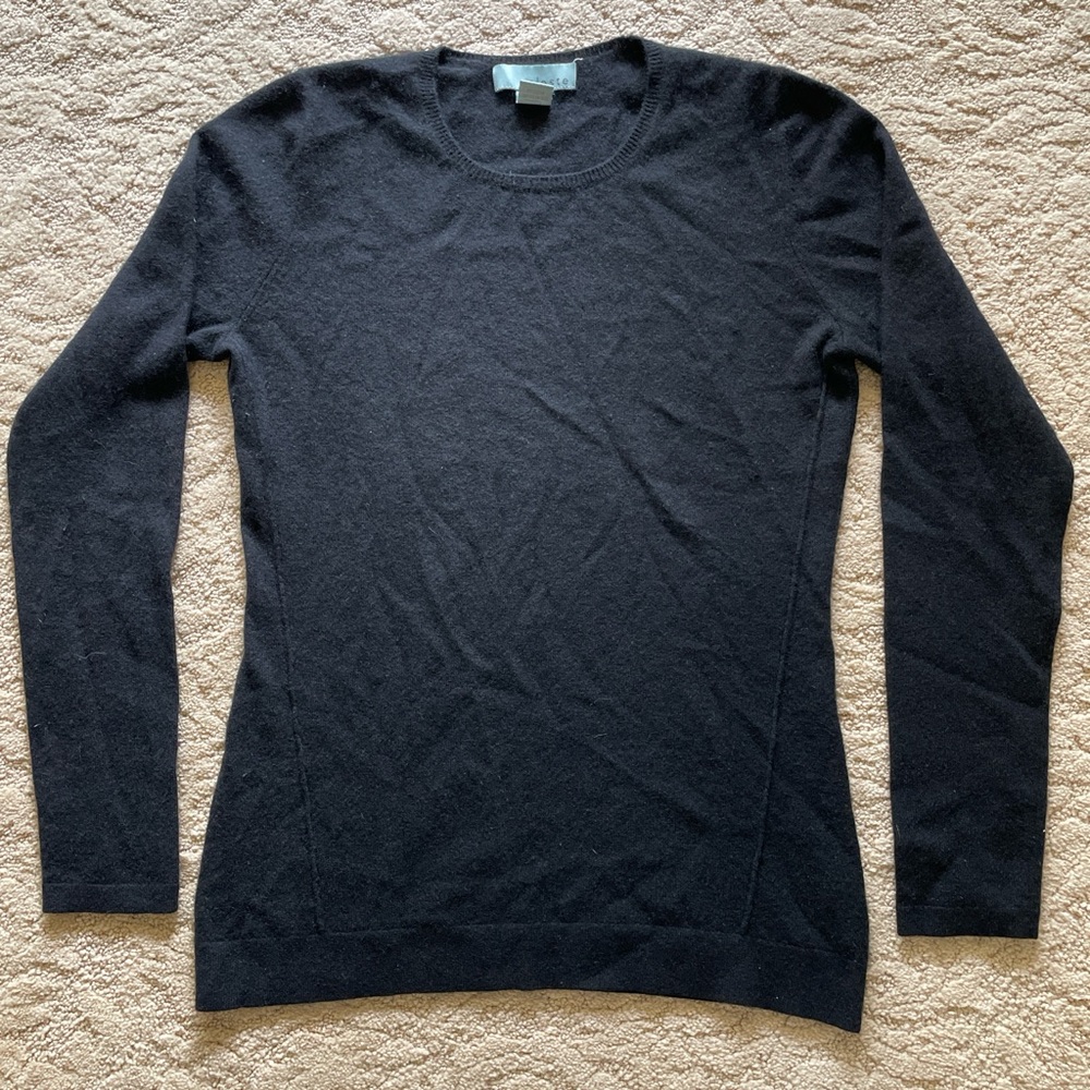 Black Celeste, cashmere sweater with detailed trim